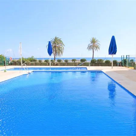 Seaview Apartment *